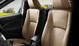 
										Toyota Innova Crysta full									